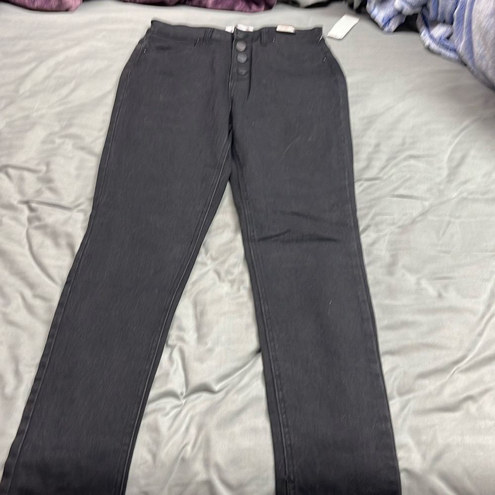 No Boundaries black stretch skinny jeans size 9 BNWT